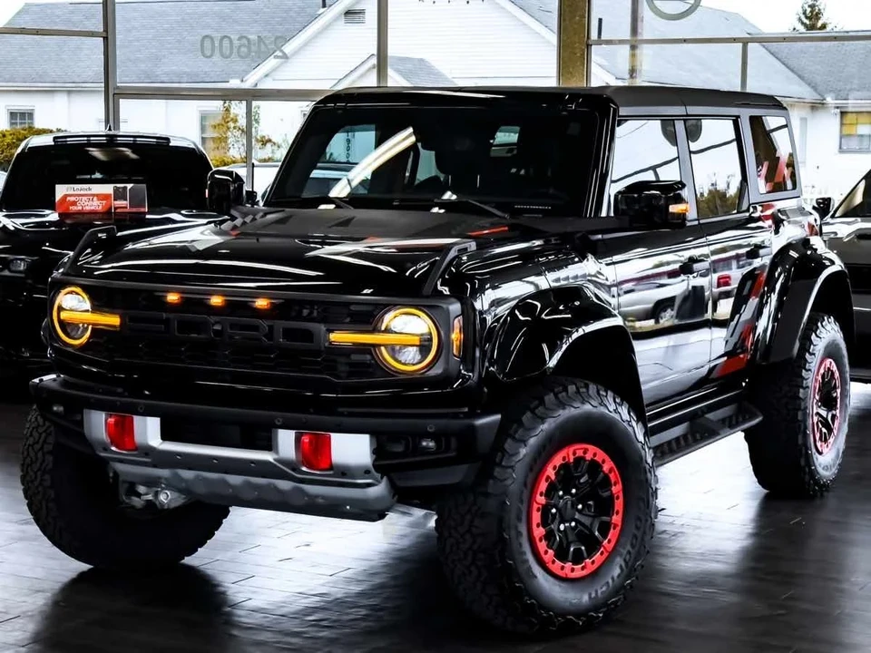 2024 Ford Bronco Raptor 6th Gen - Image 9 of 21