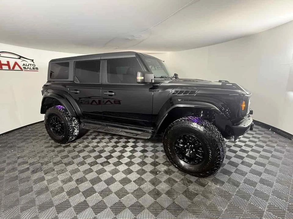 2024 Ford Bronco Raptor 6th Gen - Image 15 of 21