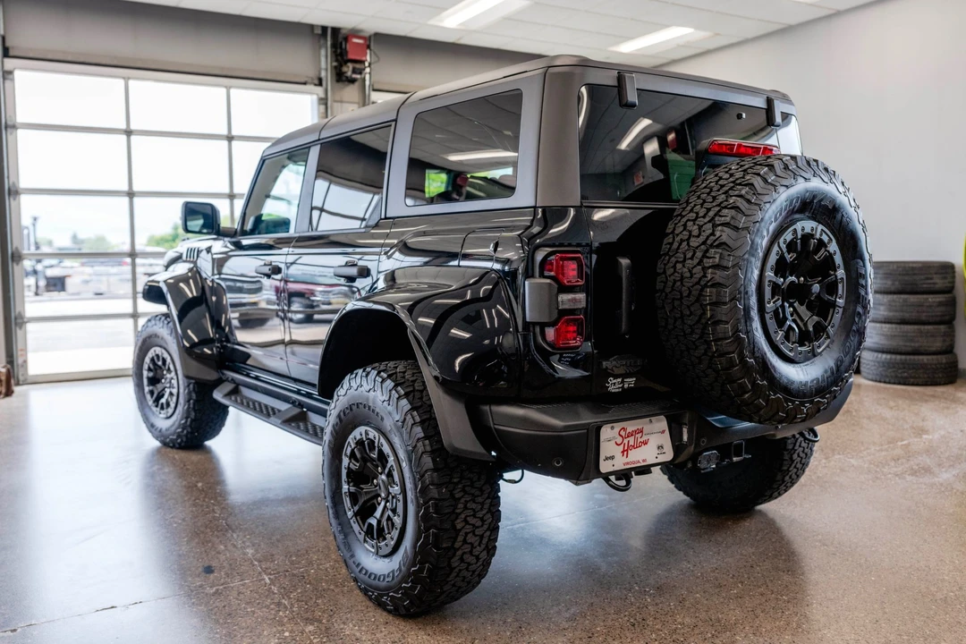 2024 Ford Bronco Raptor 6th Gen - Image 19 of 31