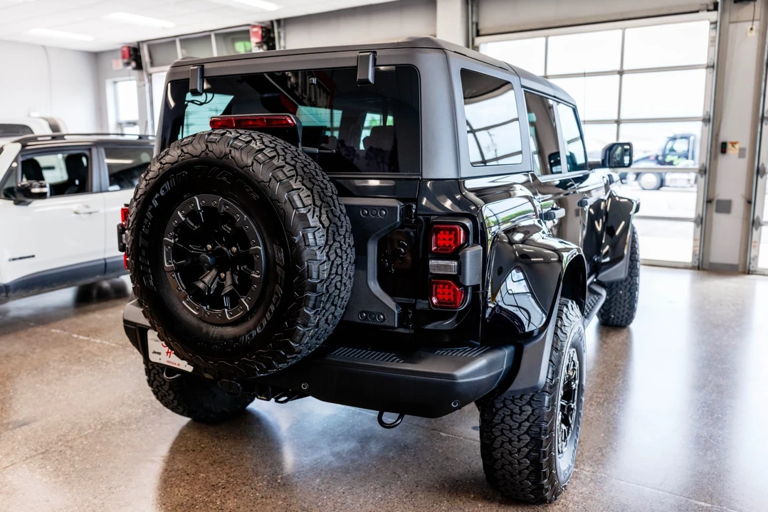 2024 Ford Bronco Raptor 6th Gen - Image 16 of 31