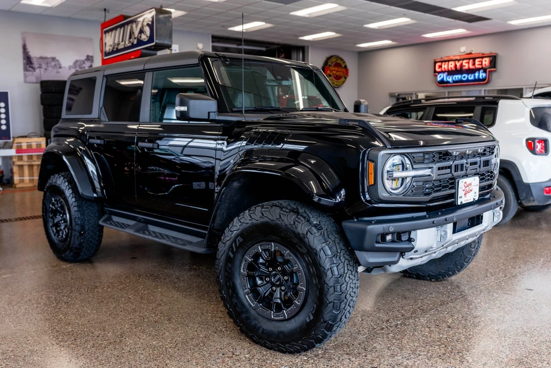 2024 Ford Bronco Raptor 6th Gen - Image 10 of 31