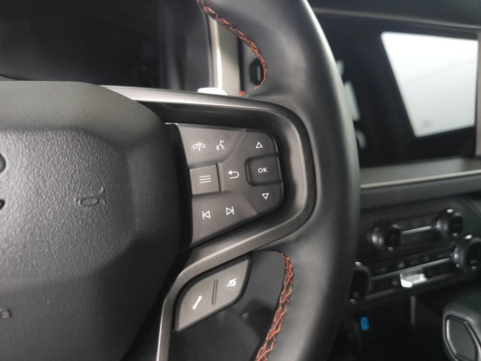 2024 Ford Bronco Raptor 6th Gen - Image 11 of 31