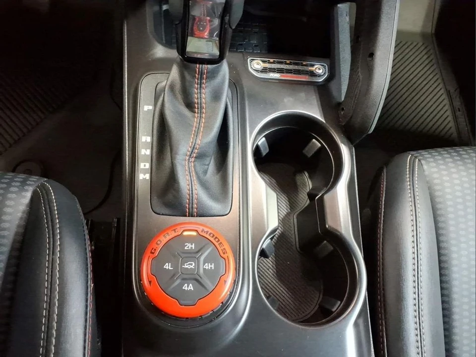 2024 Ford Bronco Raptor 6th Gen - Image 15 of 30