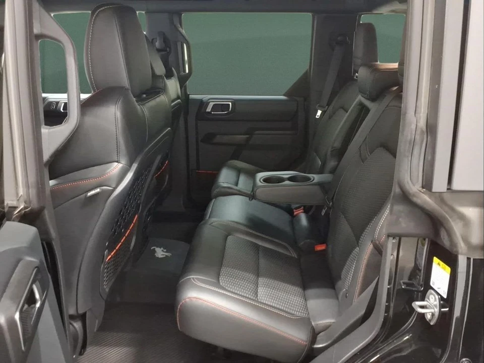 2024 Ford Bronco Raptor 6th Gen - Image 28 of 30
