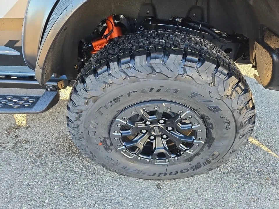 2024 Ford Bronco Raptor 6th Gen - Image 9 of 21