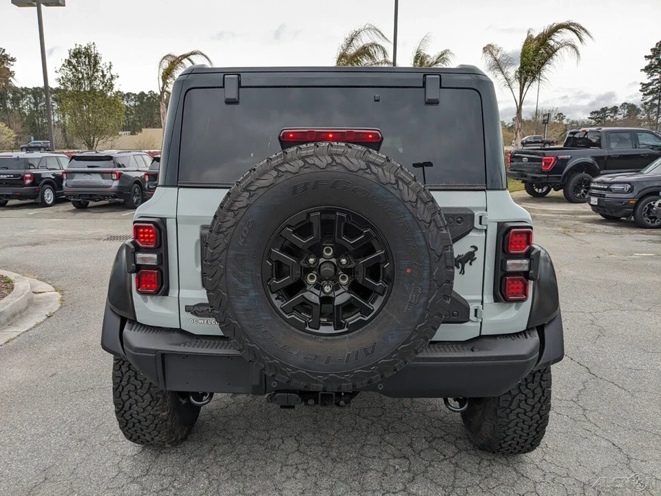 2024 Ford Bronco Raptor 6th Gen - Image 5 of 21