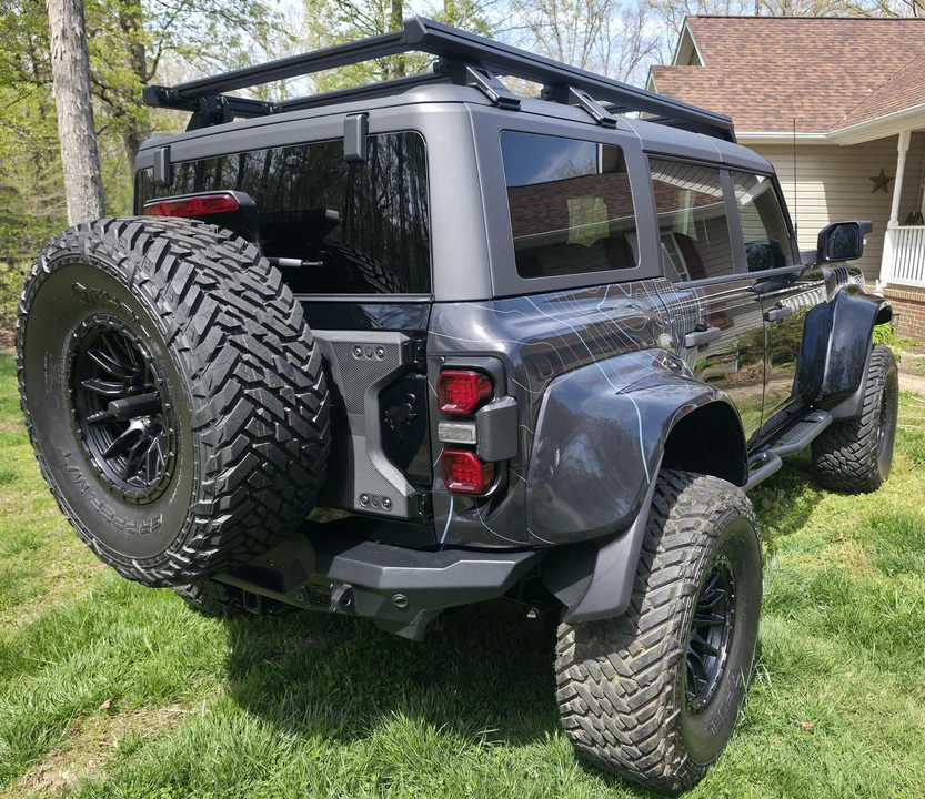 2024 Ford Bronco Raptor 6th Gen - Image 13 of 31