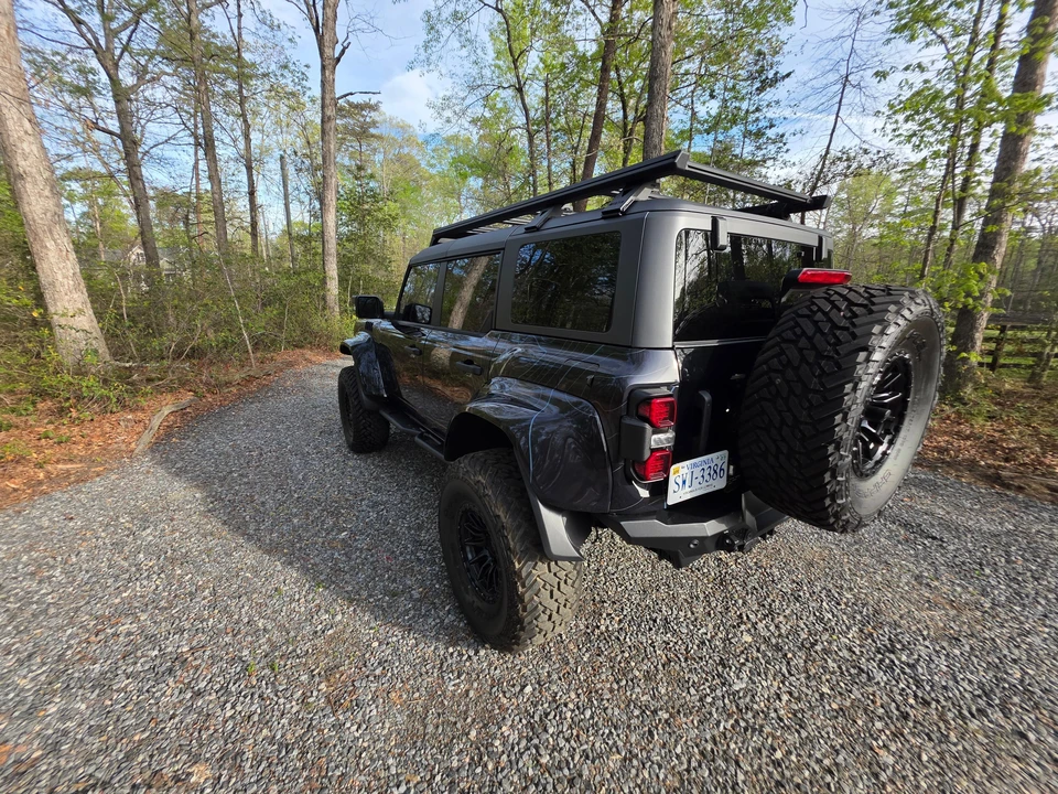 2024 Ford Bronco Raptor 6th Gen - Image 19 of 31