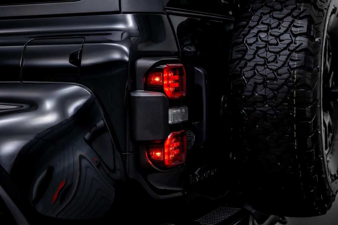 2024 Ford Bronco Raptor 6th Gen - Image 13 of 21