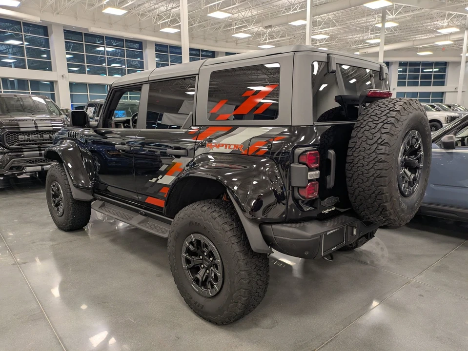 2024 Ford Bronco Raptor 6th Gen - Image 5 of 12