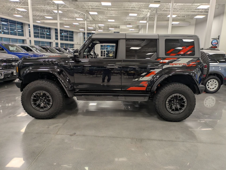 2024 Ford Bronco Raptor 6th Gen - Image 6 of 12