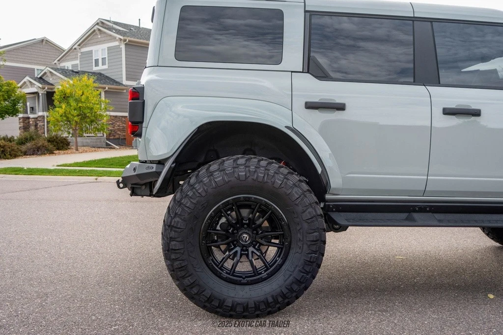 2024 Ford Bronco Raptor 6th Gen - Image 10 of 12