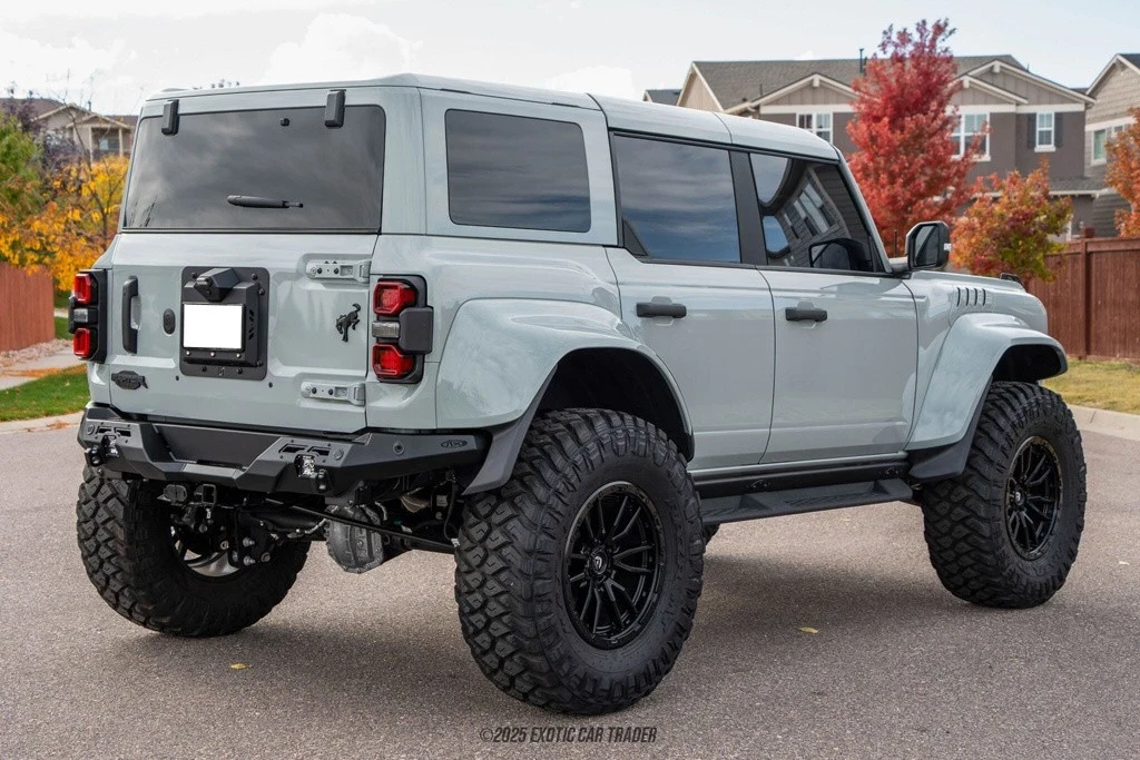 2024 Ford Bronco Raptor 6th Gen - Image 8 of 12