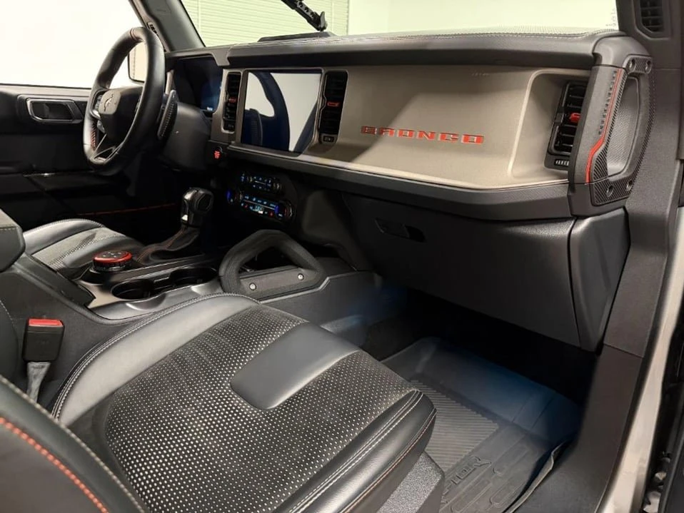 2024 Ford Bronco Raptor 6th Gen - Image 18 of 20