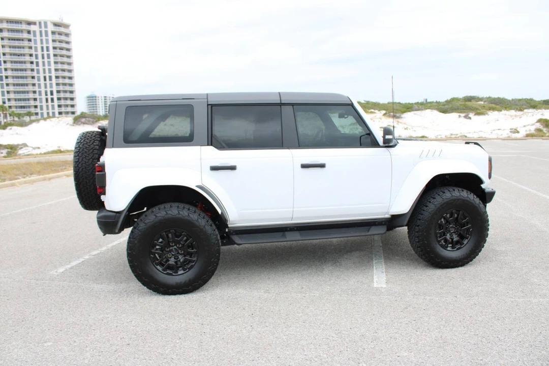 2024 Ford Bronco Raptor 6th Gen - Image 19 of 21