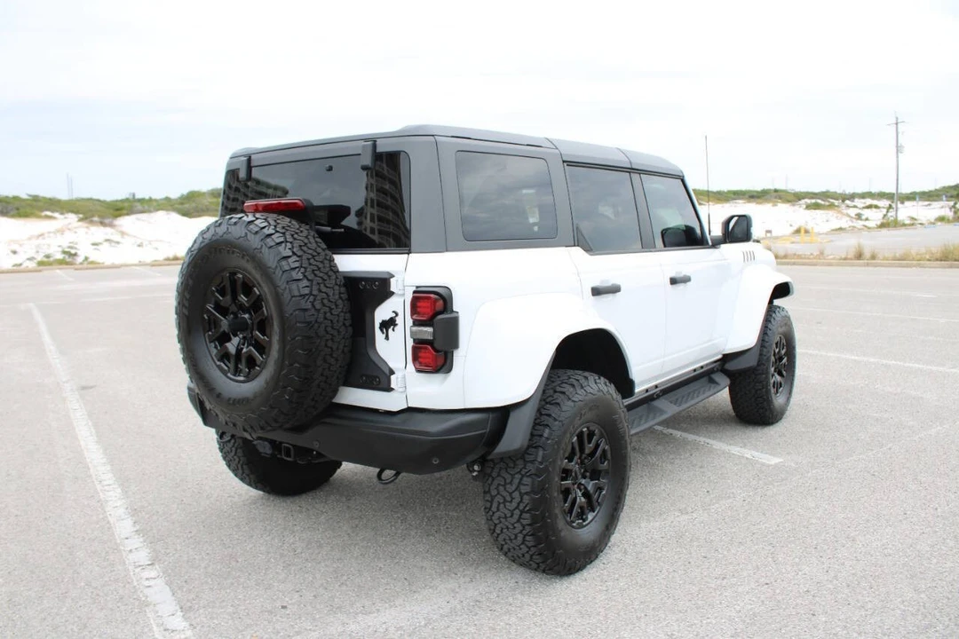 2024 Ford Bronco Raptor 6th Gen - Image 14 of 21