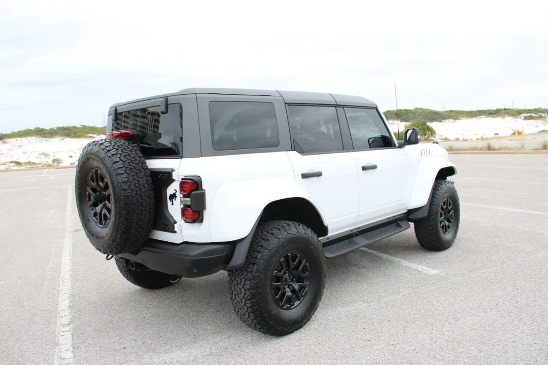 2024 Ford Bronco Raptor 6th Gen - Image 15 of 21