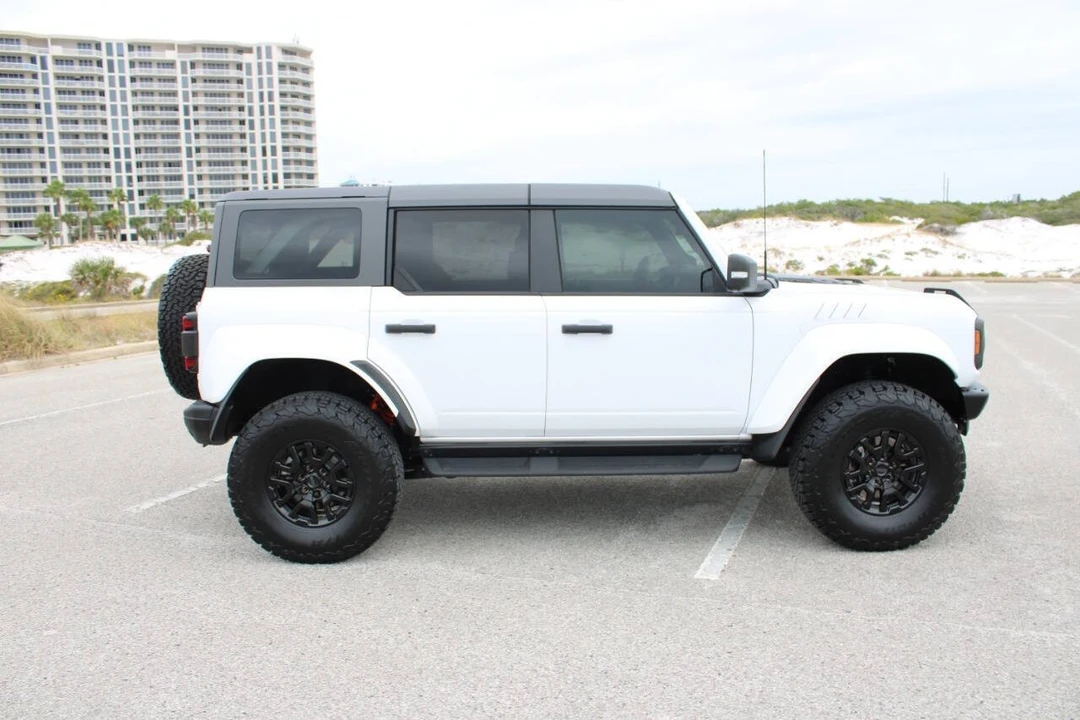 2024 Ford Bronco Raptor 6th Gen - Image 20 of 21