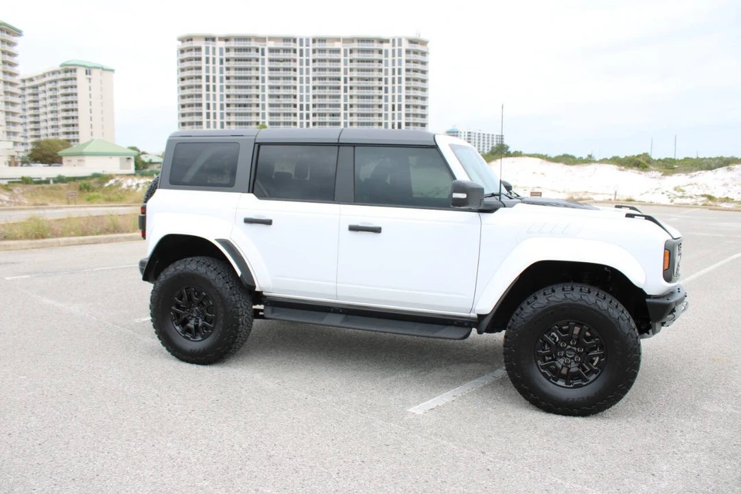2024 Ford Bronco Raptor 6th Gen - Image 22 of 31