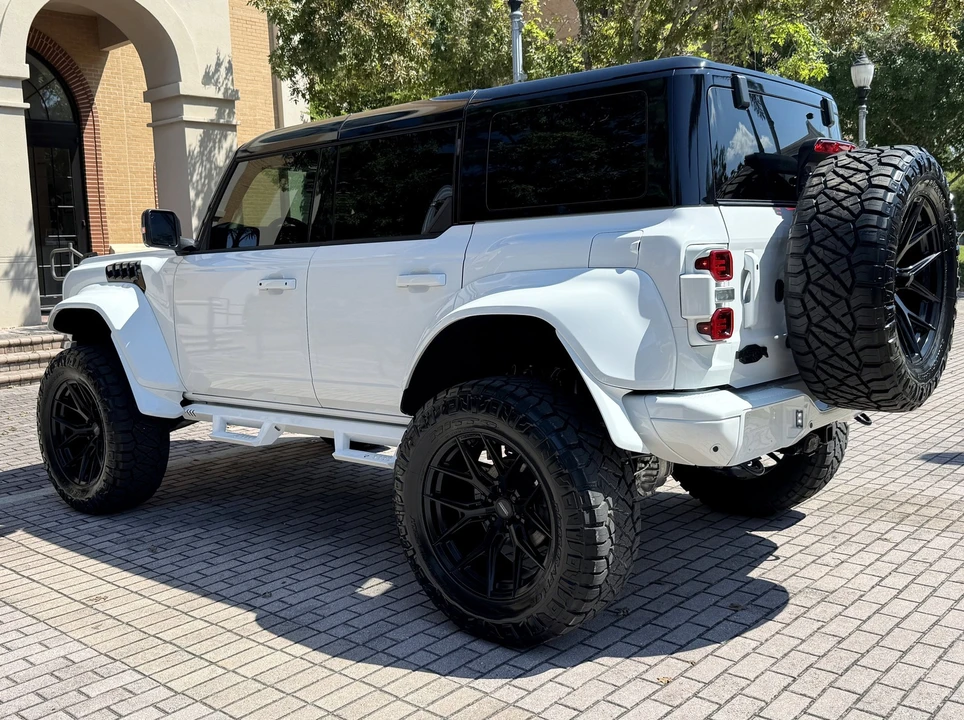 2024 Ford Bronco Raptor 6th Gen - Image 13 of 21