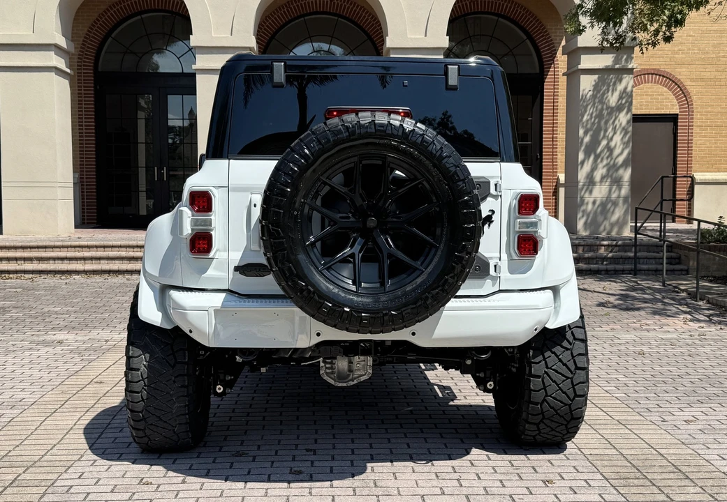 2024 Ford Bronco Raptor 6th Gen - Image 12 of 21