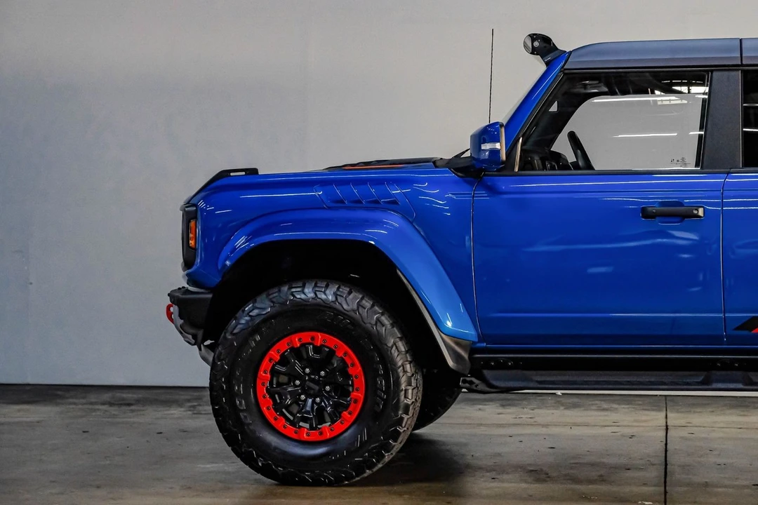 2024 Ford Bronco Raptor 6th Gen - Image 17 of 31