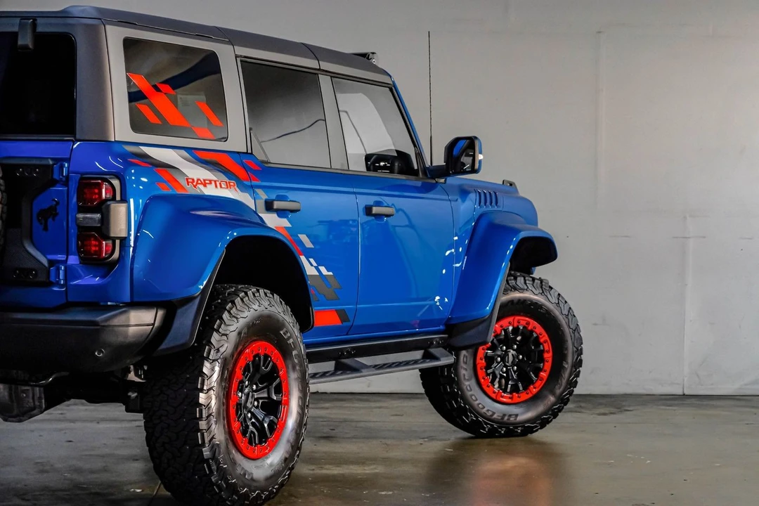 2024 Ford Bronco Raptor 6th Gen - Image 13 of 31