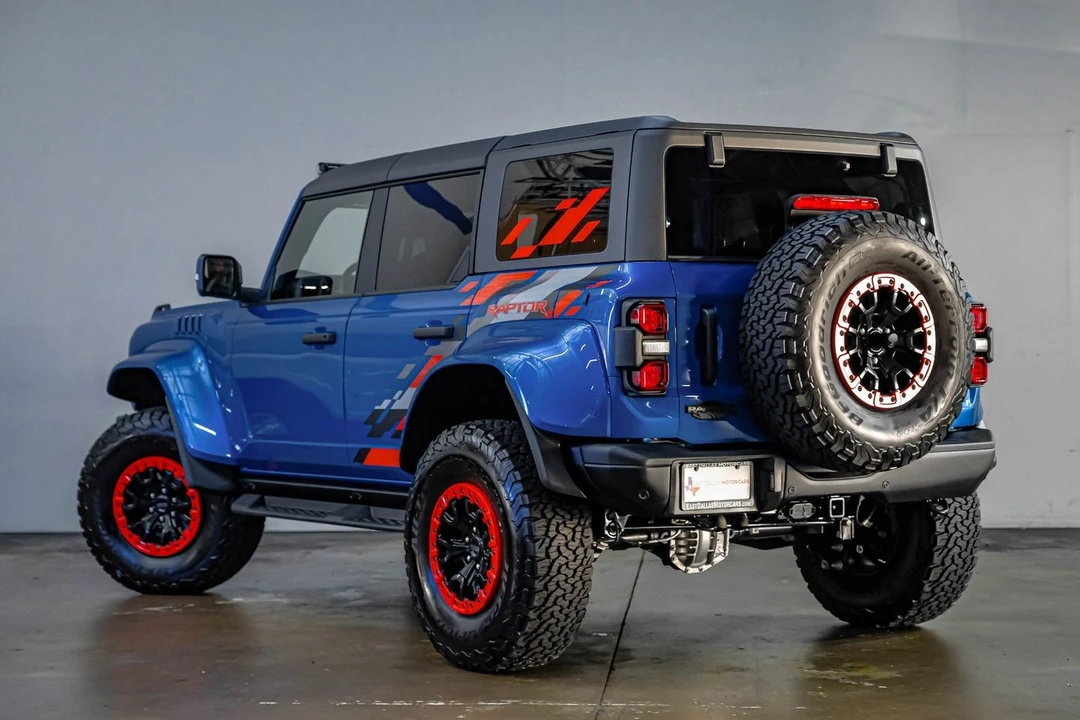 2024 Ford Bronco Raptor 6th Gen - Image 15 of 31