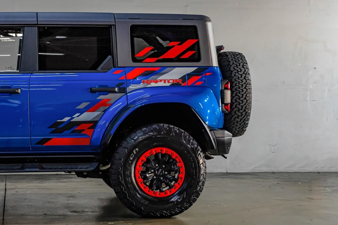 2024 Ford Bronco Raptor 6th Gen - Image 18 of 31
