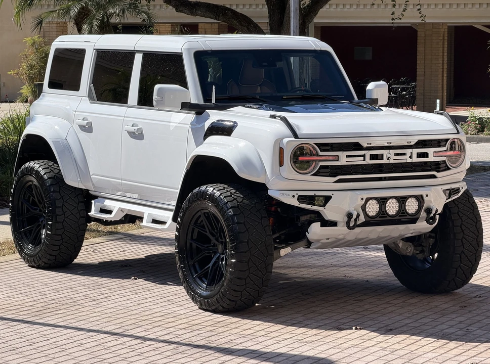 2024 Ford Bronco Raptor 6th Gen - Image 9 of 21