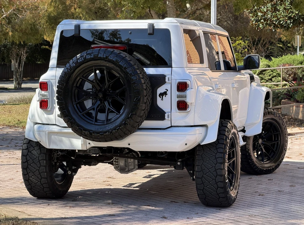 2024 Ford Bronco Raptor 6th Gen - Image 11 of 21