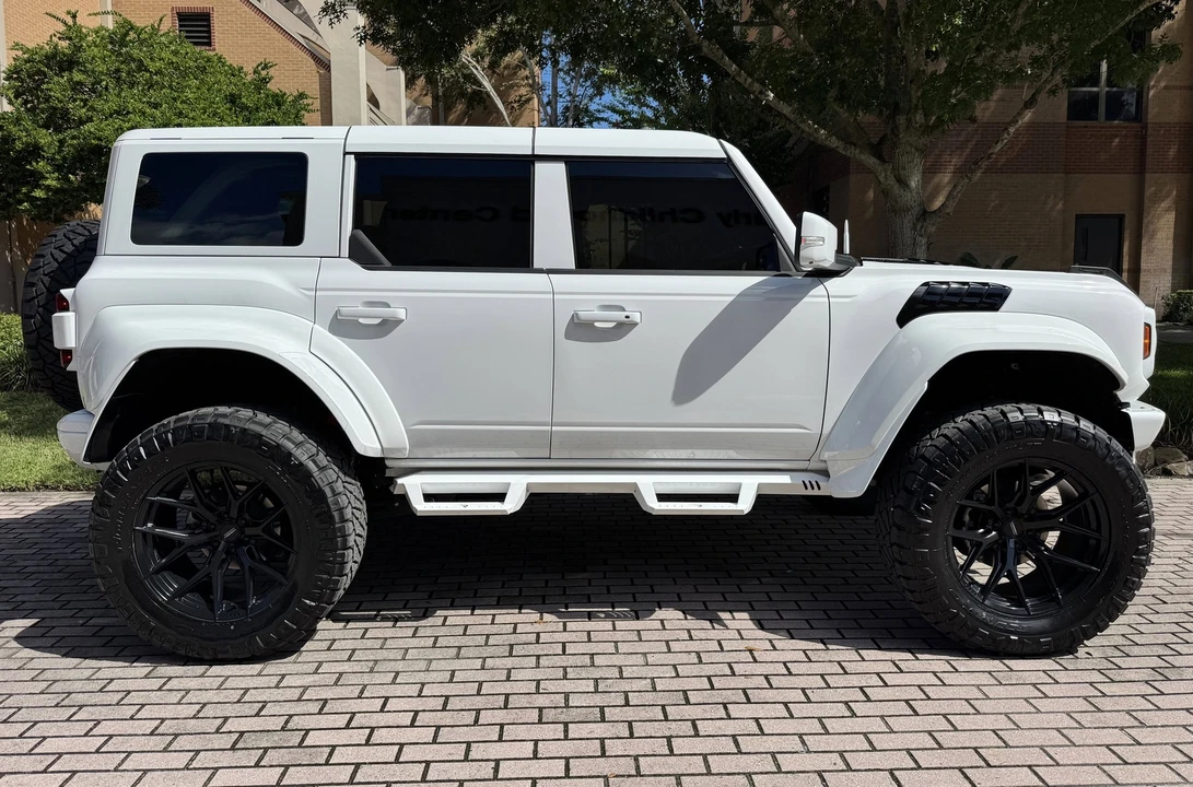 2024 Ford Bronco Raptor 6th Gen - Image 11 of 21