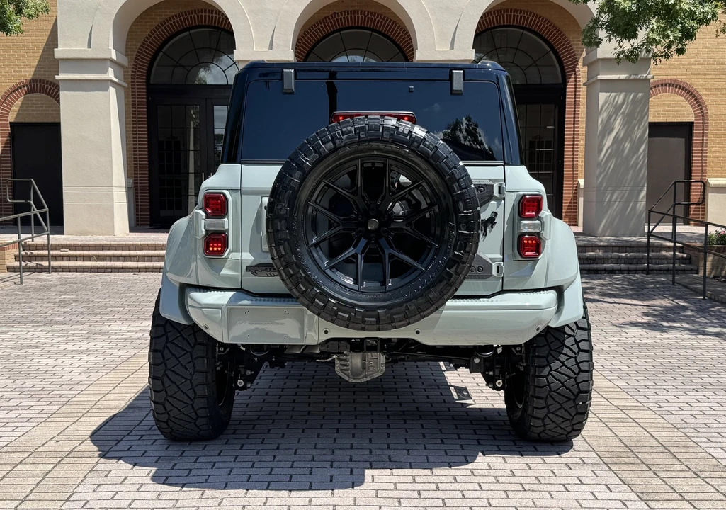 2024 Ford Bronco Raptor 6th Gen - Image 10 of 21