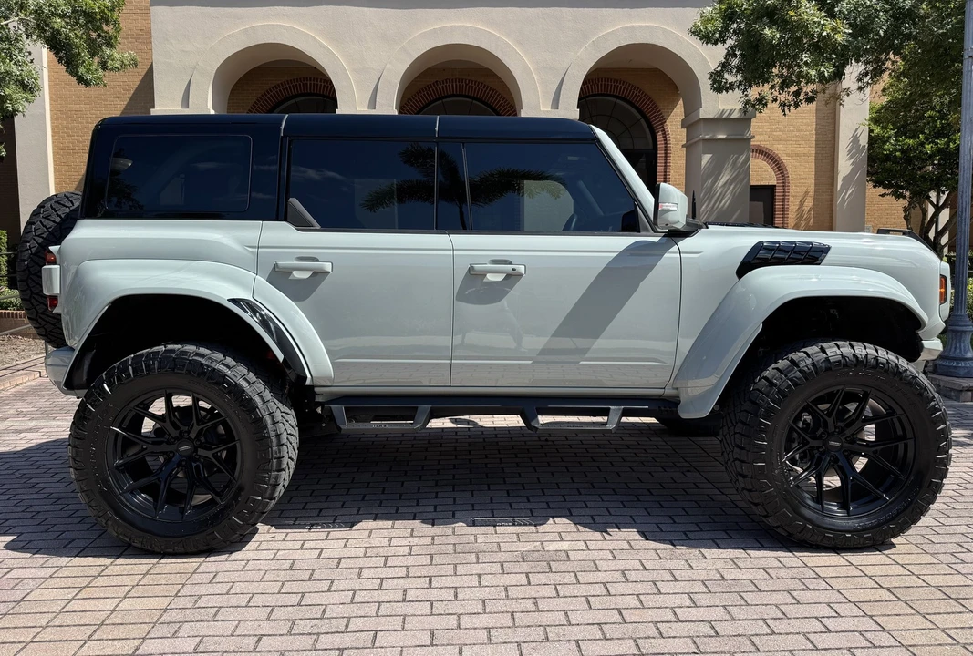 2024 Ford Bronco Raptor 6th Gen - Image 5 of 21