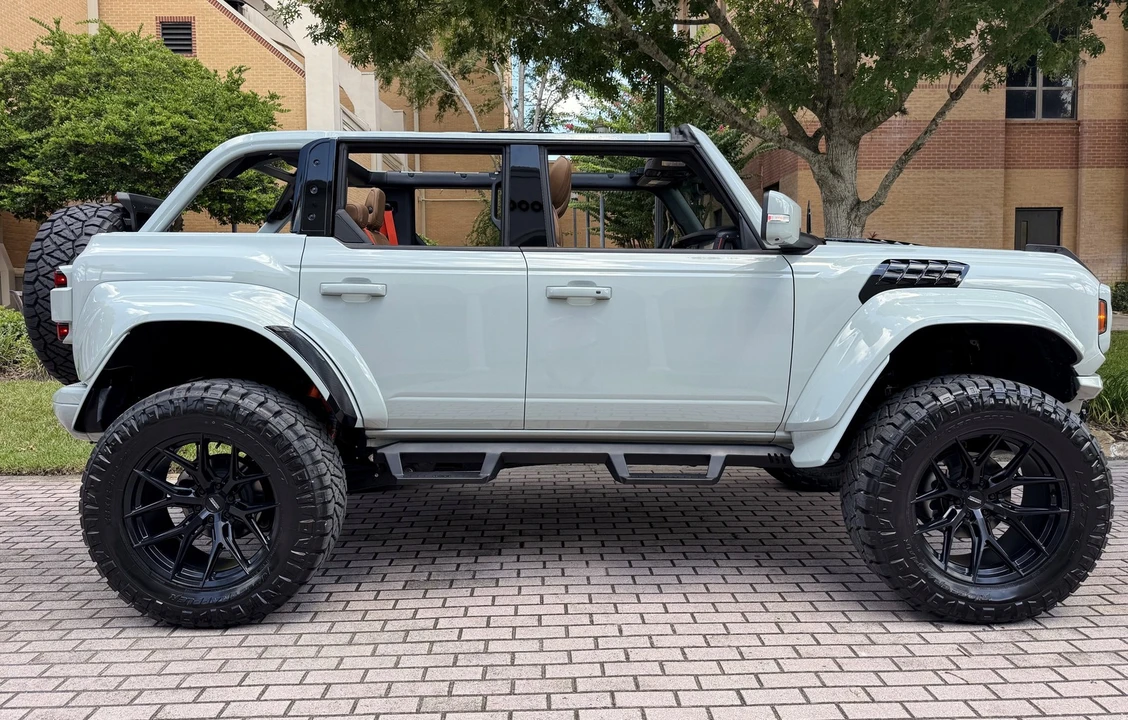 2024 Ford Bronco Raptor 6th Gen - Image 8 of 21
