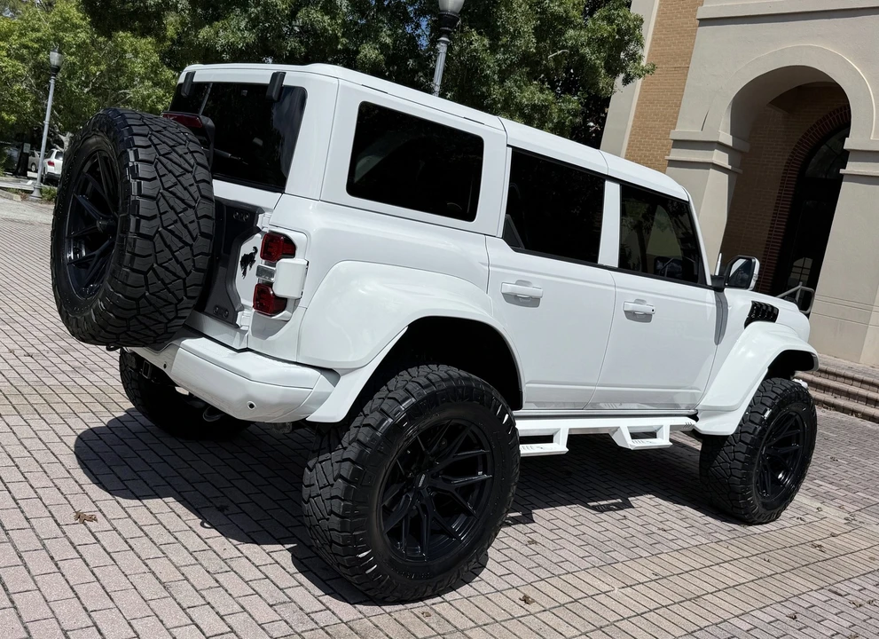 2024 Ford Bronco Raptor 6th Gen - Image 15 of 21