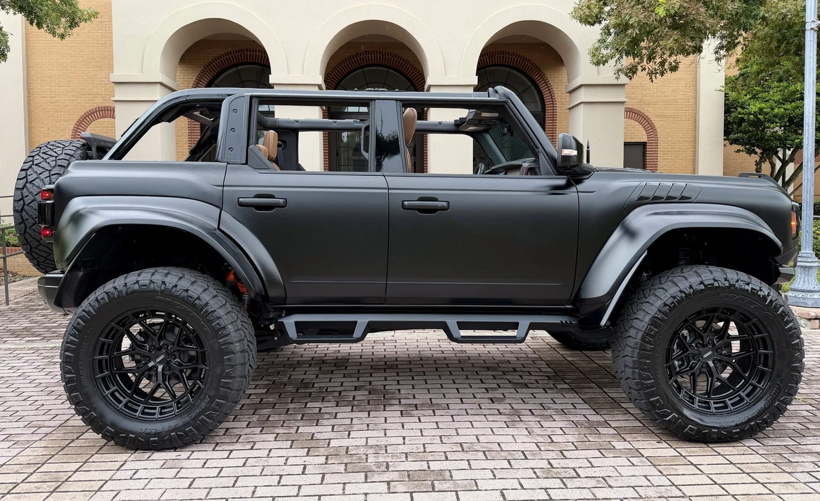 2024 Ford Bronco Raptor 6th Gen - Image 7 of 21
