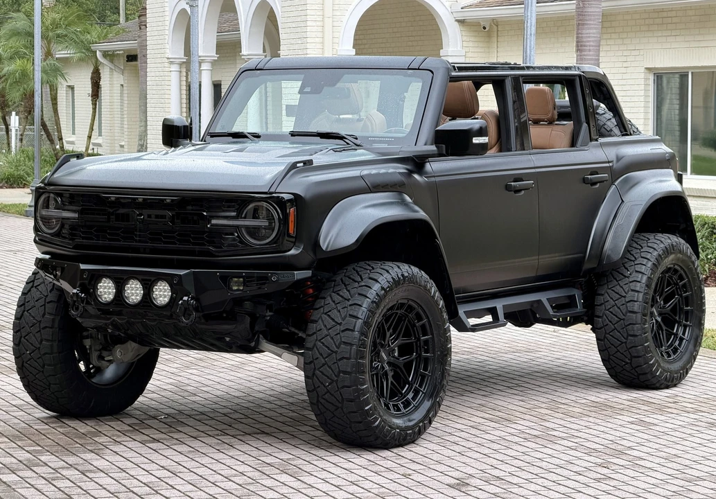 2024 Ford Bronco Raptor 6th Gen - Image 10 of 21