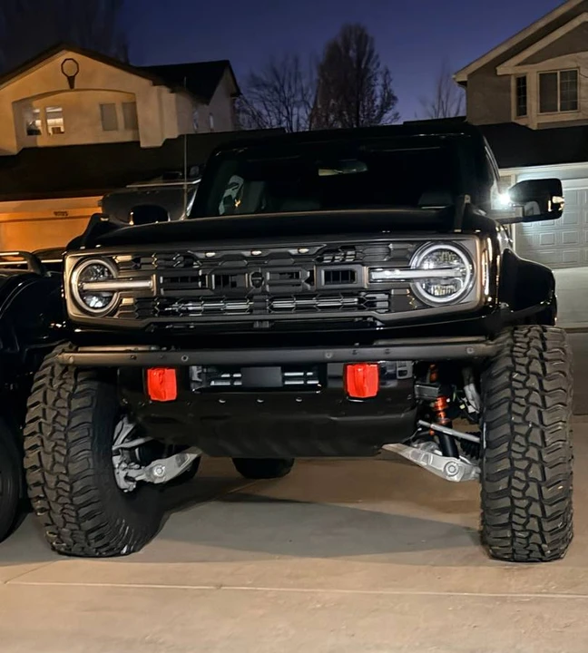 2024 Ford Bronco Raptor 6th Gen - Image 10 of 12