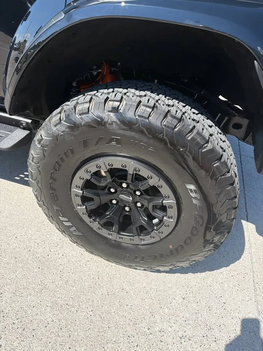 2024 Ford Bronco Raptor 6th Gen - Image 17 of 17