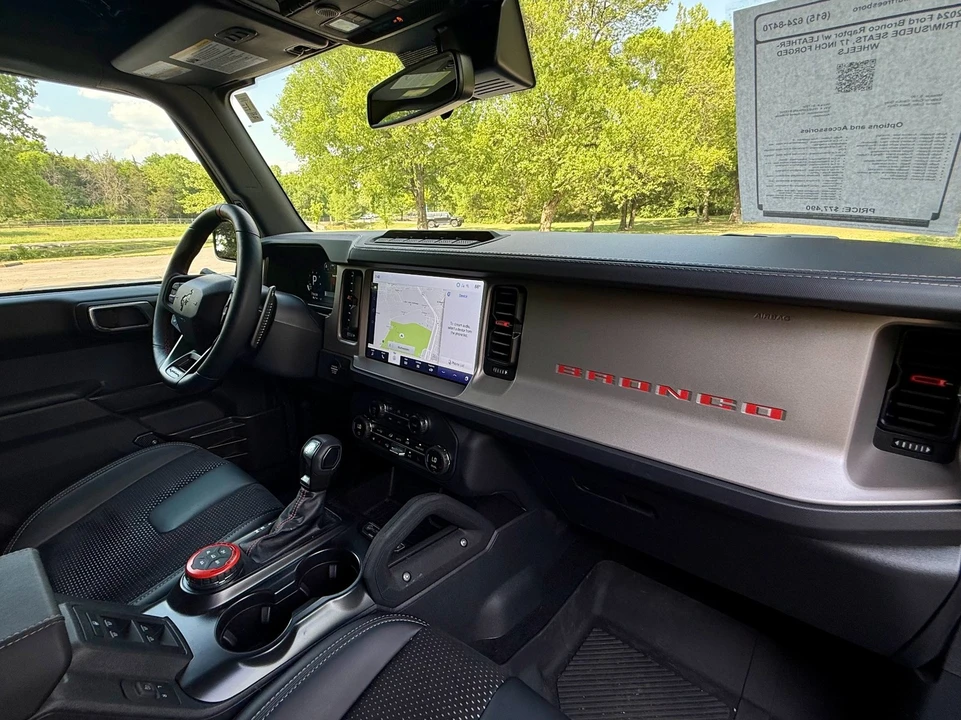 2024 Ford Bronco Raptor 6th Gen - Image 13 of 31