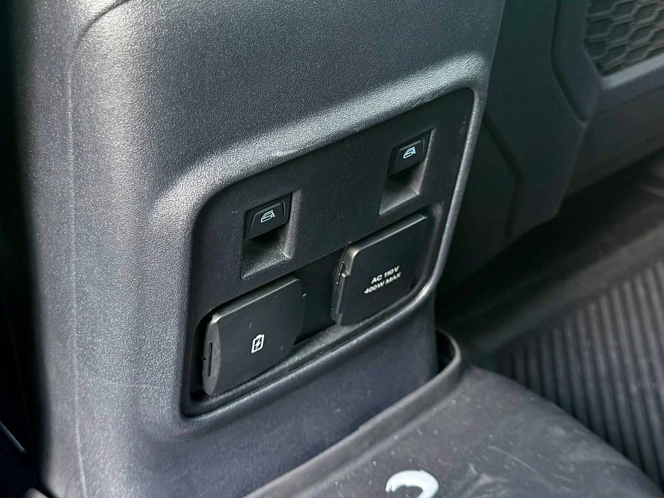2024 Ford Bronco Raptor 6th Gen - Image 19 of 31