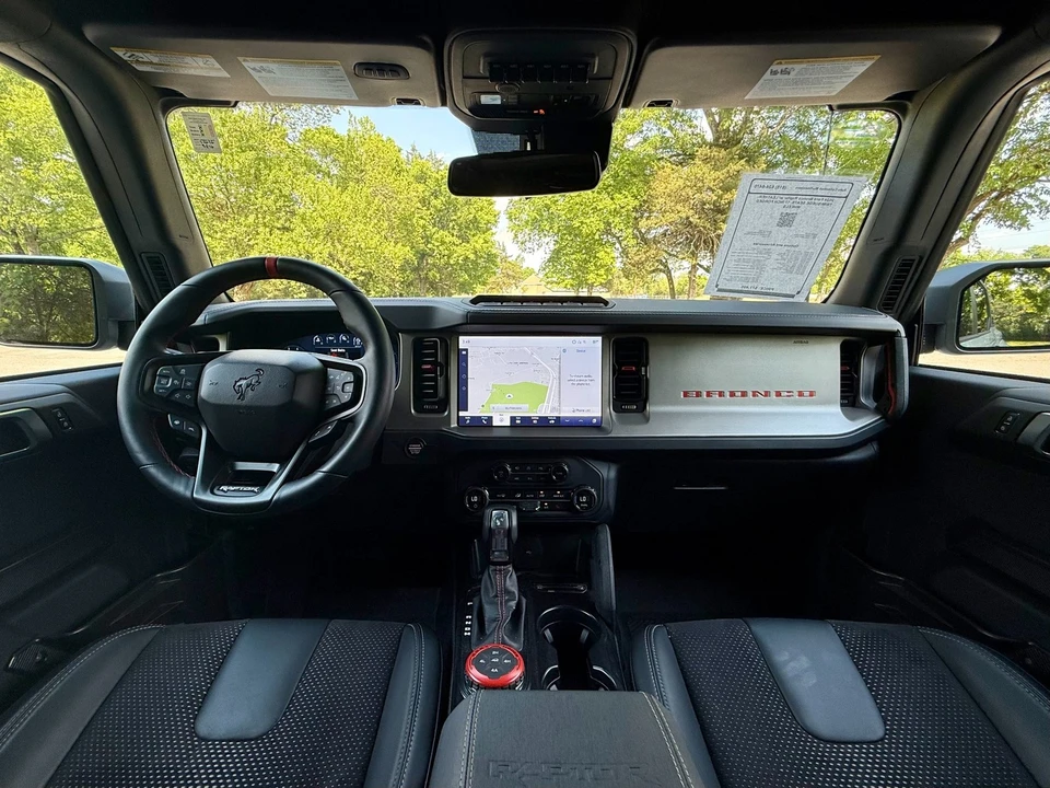 2024 Ford Bronco Raptor 6th Gen - Image 28 of 31