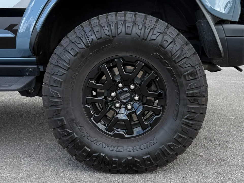 2024 Ford Bronco Raptor 6th Gen - Image 11 of 31