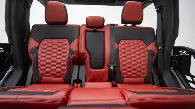 2024 Ford Bronco 6th Gen - Image 15 of 21