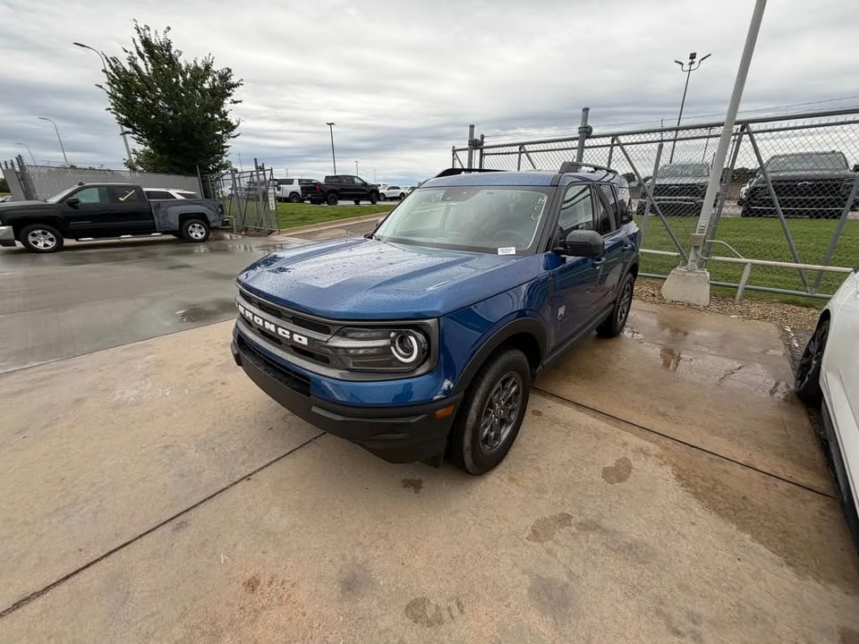 2024 Ford Bronco 6th Gen - Image 2 of 4