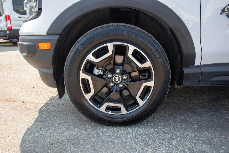2024 Ford Bronco Sport - Image 6 of 17
