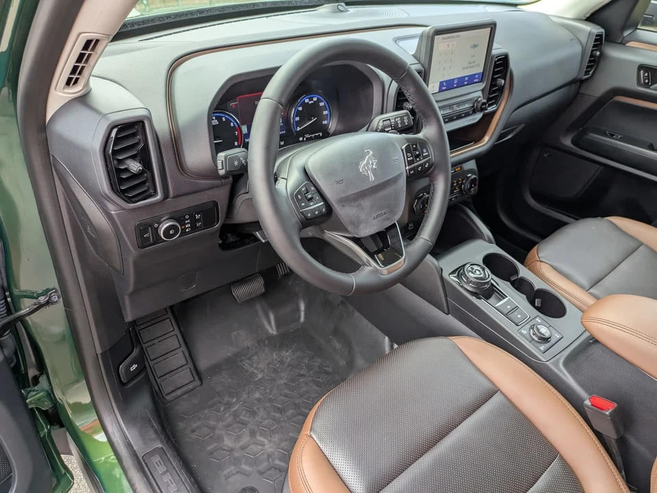 2024 Ford Bronco Sport - Image 15 of 21