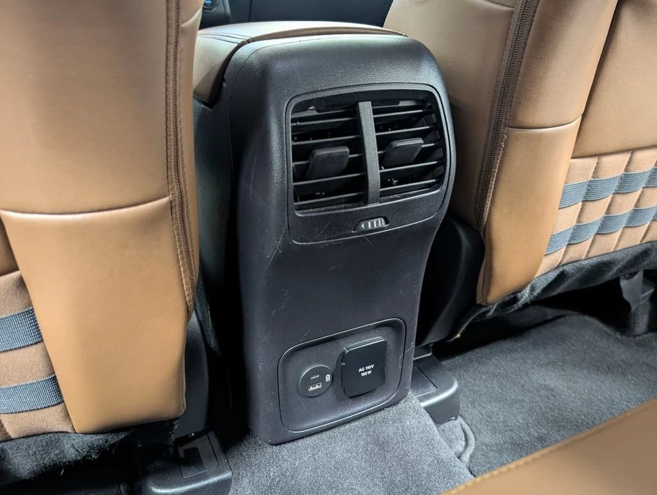 2024 Ford Bronco 6th Gen - Image 18 of 30