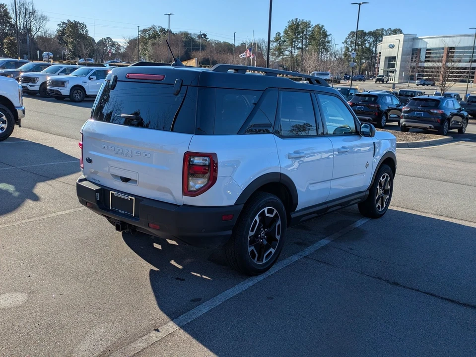 2024 Ford Bronco Sport - Image 4 of 21